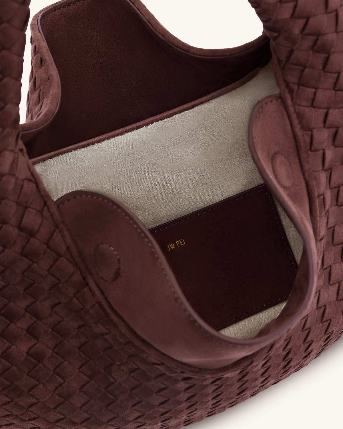 Nola Sac hobo bandoulière tressé en faux daim - Moka foncé