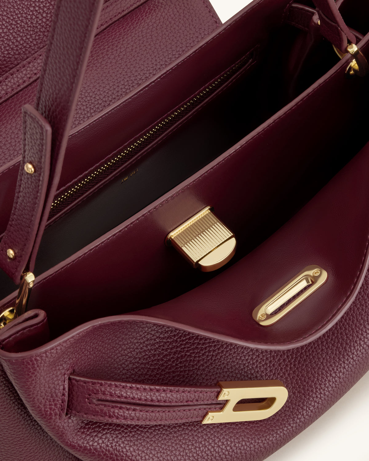 Rhea Sac à bandoulière à double boucle en cuir grainé - Bordeaux foncé